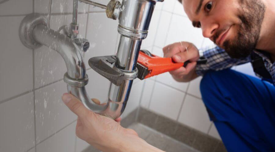 Local expert plumbing services in Rock Island, TX